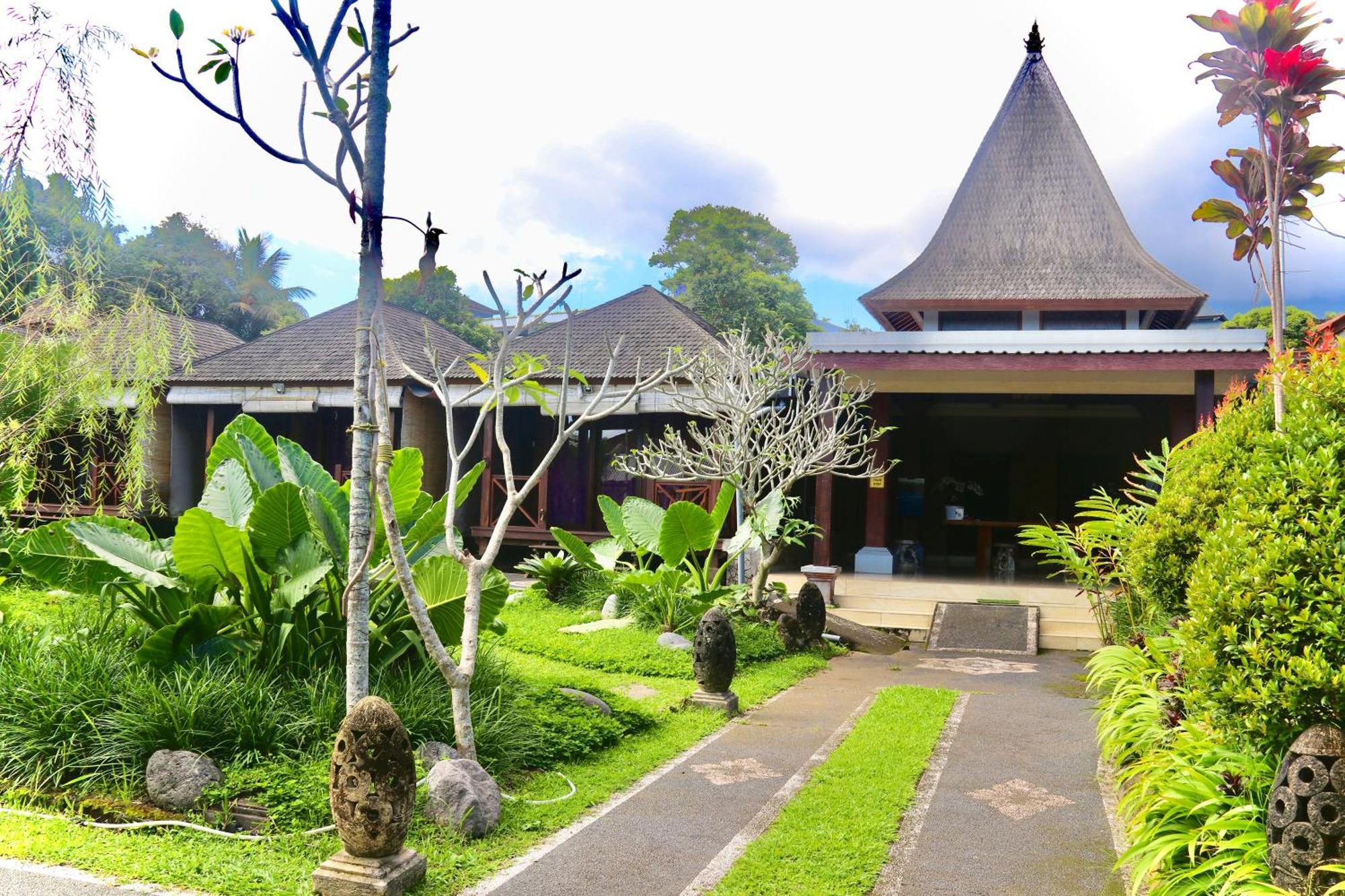 Hotel Puri Karang Besakih Menanga Exterior foto